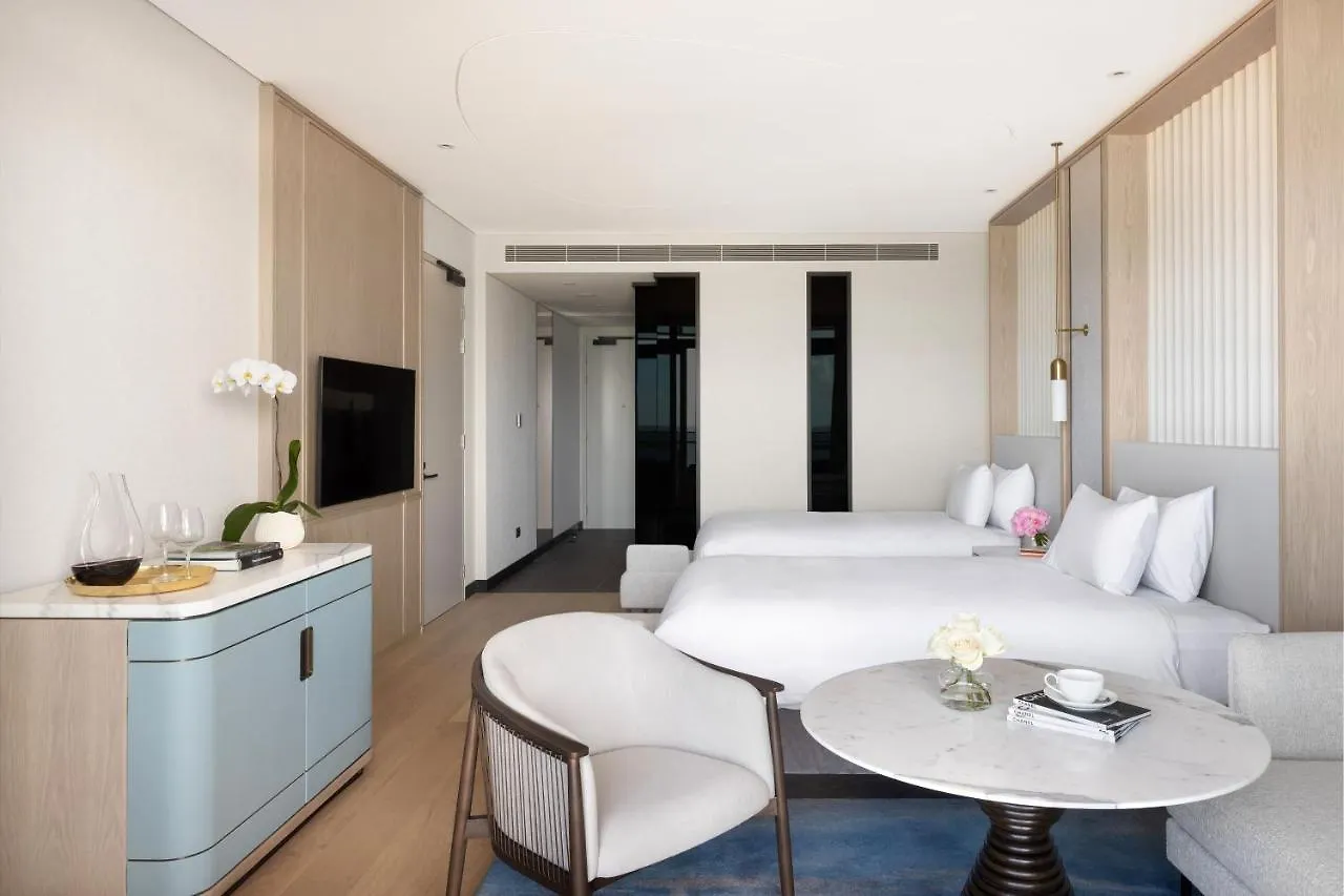 The Langham, Gold Coast And Jewel Residences فندق